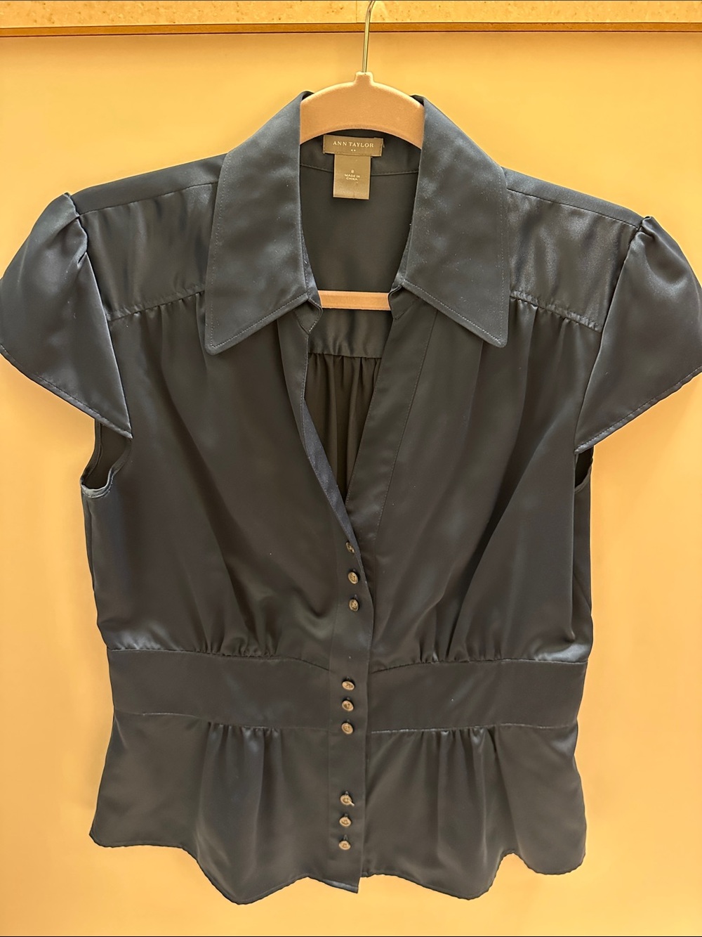 Ann Taylor Dark Blue/green Satin Short Sleeve Button Blouse